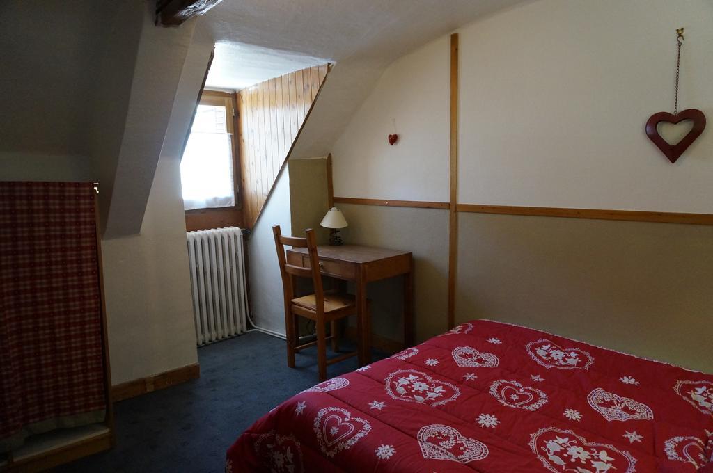 Auberge Saint Antoine Pelvoux ภายนอก รูปภาพ